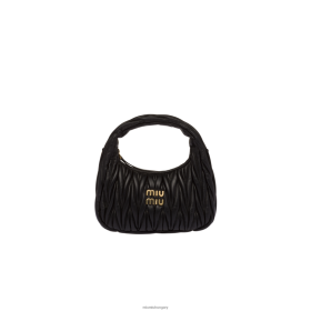 Miu Miu vándoroljon Matelasse Nappa bőr mini hobo táska fekete - Miu Miu Hungary 826B0616